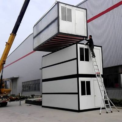 18mm MgO Board Floor Folding Container House With Bathroom And Kitchen Folded Modern Style