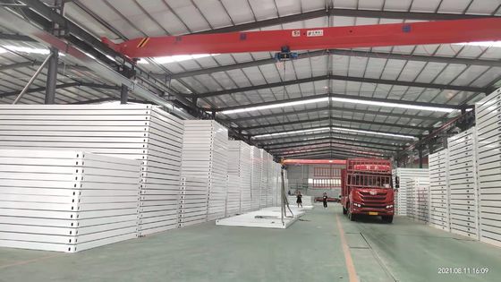 Living Home Flat Pack Container House With Traditional Design PVC Sliding Window
