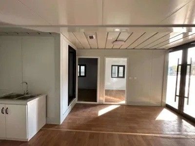 Modern Expandable Container House for Office Building Customized 20ft or 40ft