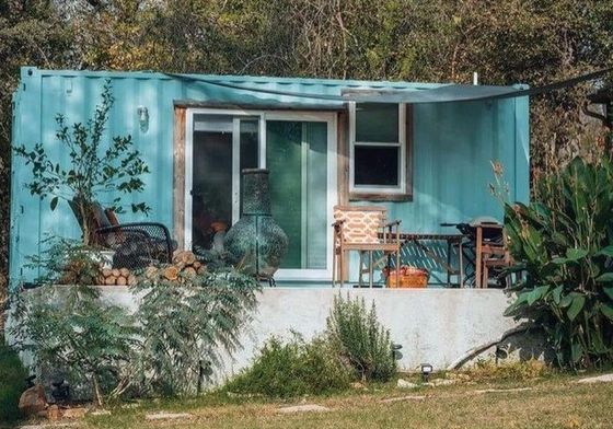 Hotel Flat Pack Container House Portable and Customizable Accommodation Solution